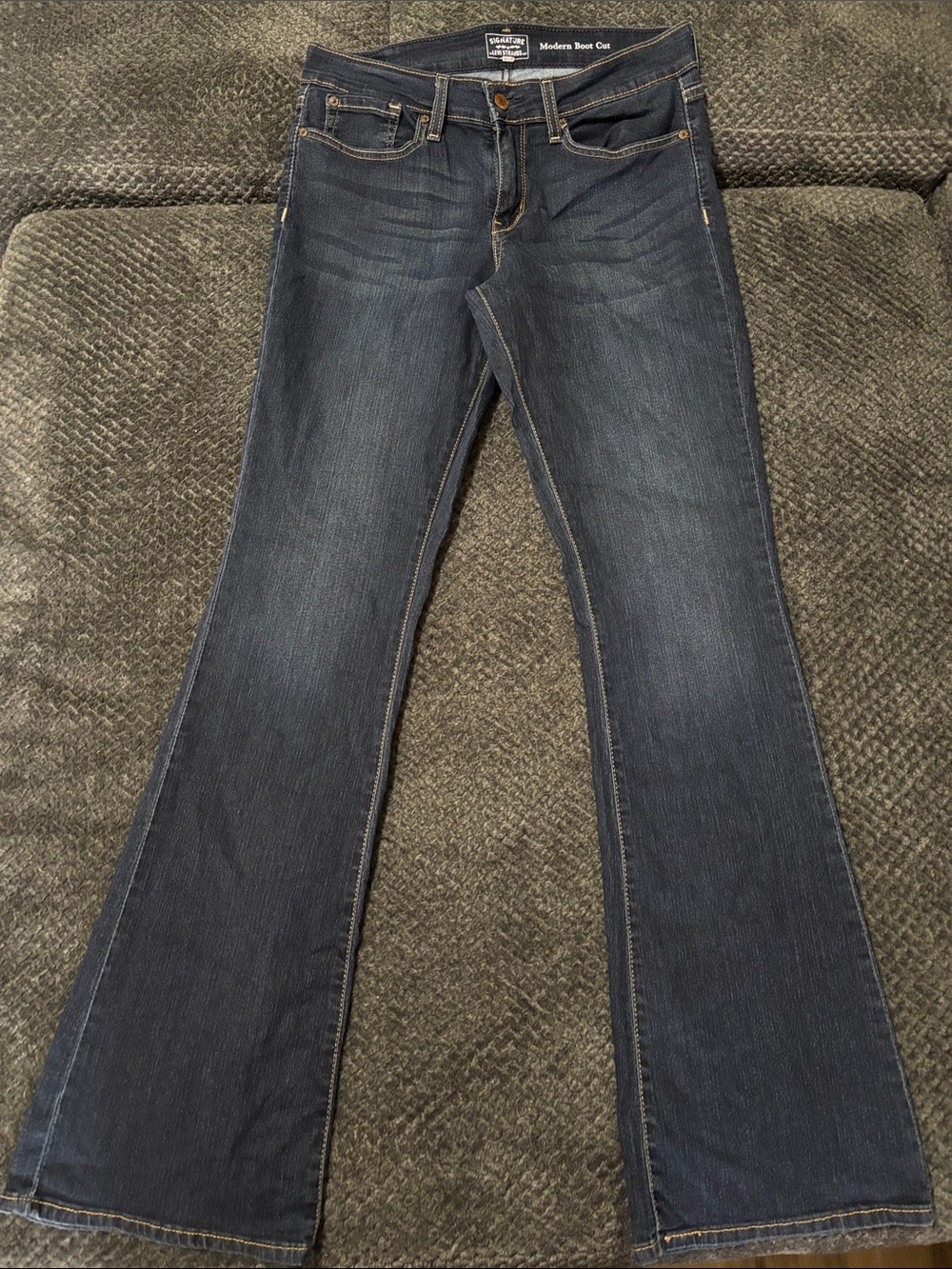 Signature by Levi Strauss Dark Wash Flare Jeans